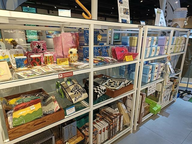 宜蘭縣蘇澳鎮安永心食館 | 宜蘭親子景點．海洋主題風觀光工廠．高科技互動遊戲超好玩．親子DIY活動超有趣．館內場景超好