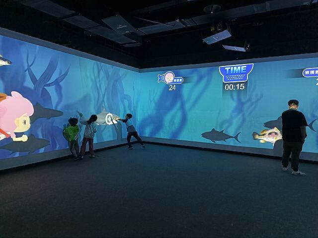 宜蘭縣蘇澳鎮安永心食館 | 宜蘭親子景點．海洋主題風觀光工廠．高科技互動遊戲超好玩．親子DIY活動超有趣．館內場景超好