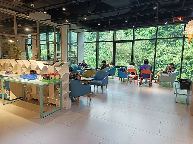 宜蘭縣蘇澳鎮安永心食館 | 宜蘭親子景點．海洋主題風觀光工廠．高科技互動遊戲超好玩．親子DIY活動超有趣．館內場景超好