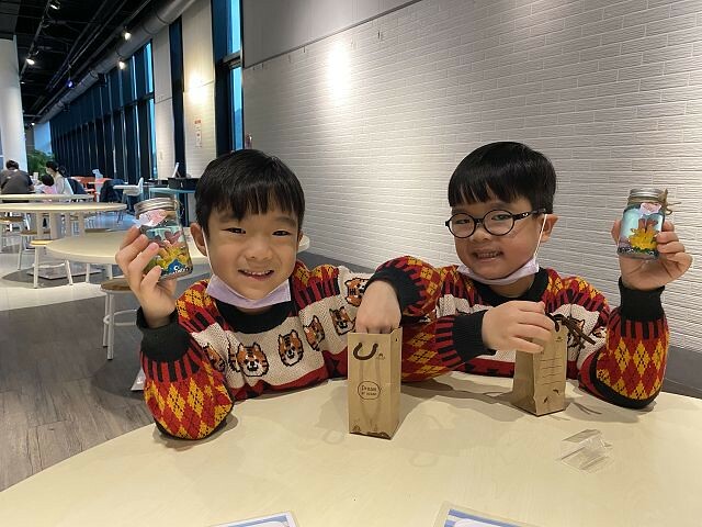 宜蘭縣蘇澳鎮安永心食館 | 宜蘭親子景點．海洋主題風觀光工廠．高科技互動遊戲超好玩．親子DIY活動超有趣．館內場景超好