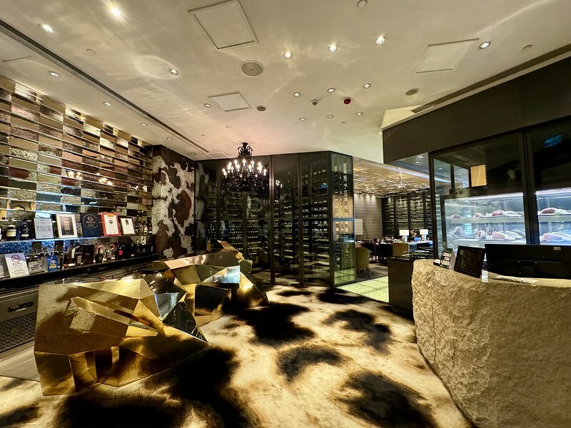 澳門澳門旅遊|The Kitchen大廚牛排館:2024澳門米其林入選餐廳。(澳門美食)