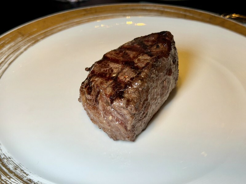 澳門澳門旅遊|The Kitchen大廚牛排館:2024澳門米其林入選餐廳。(澳門美食)