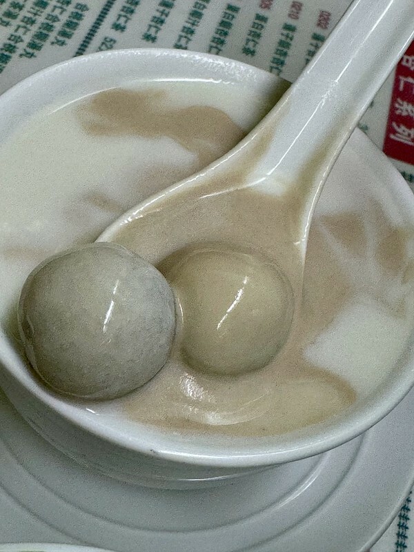 澳門澳門旅遊｜澳門老字號甜品店～杏香園甜品店。（澳門本島美食）