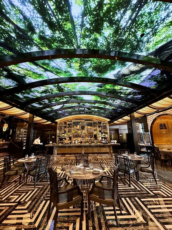 澳門澳門美食｜味賞 Mesa by José Avillez，在全球唯一由老佛爺設計的餐廳，享用「葡式星期日午餐」感受澳門特