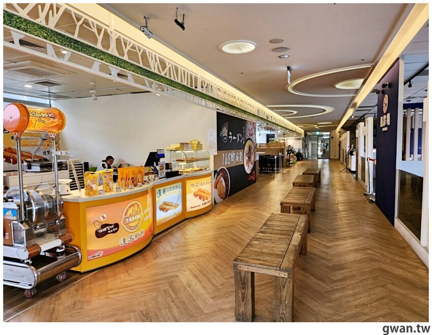 日月潭親子腳踏車推薦,騎電輔車暢遊全球十大最美自行車道,還會送蛙蛙風車耶~