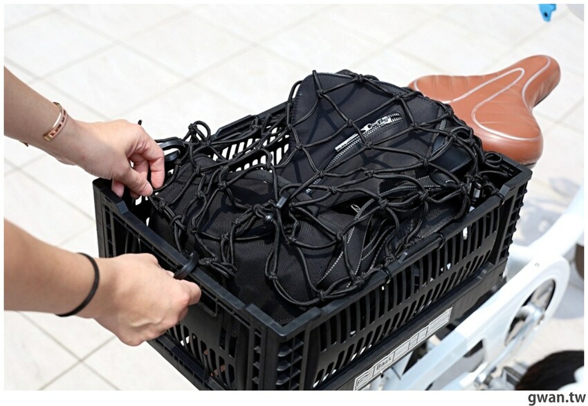 日月潭親子腳踏車推薦,騎電輔車暢遊全球十大最美自行車道,還會送蛙蛙風車耶~