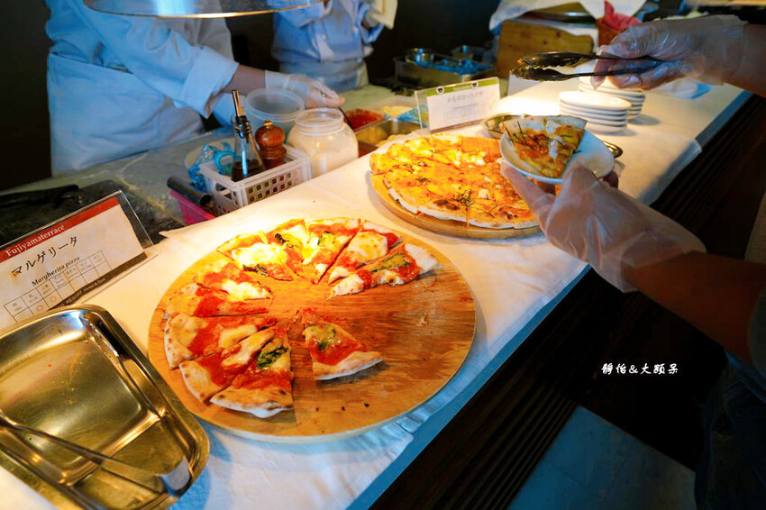 Fujiyama Terrace ❙ 富士山景觀自助餐廳,富