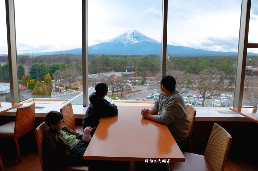 Fujiyama Terrace ❙ 富士山景觀自助餐廳,富