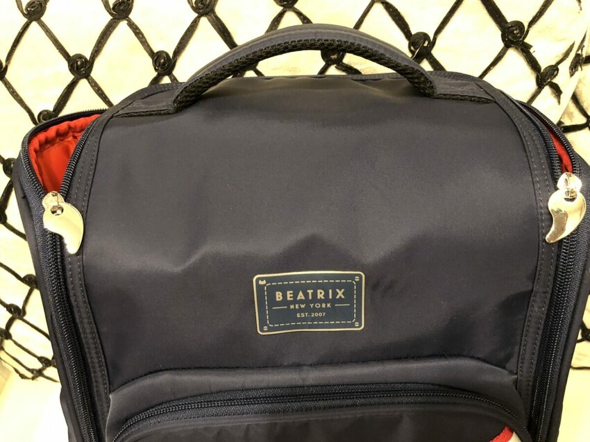 追尋功能與保護的極致結合：BEATRIX NEW YORK 英倫風兒童防潑水護脊書包