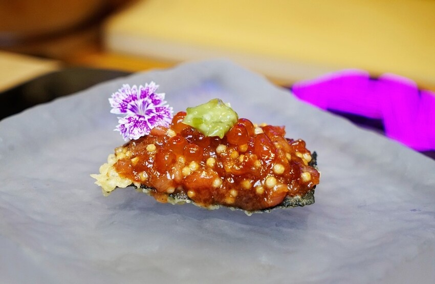 泰國芭達雅美食推薦|KINJI OMAKASE，職人手作日式無菜單料理，打造視覺味覺雙饗宴。還有獨家豪華遊艇出海享受奢華日料！！！