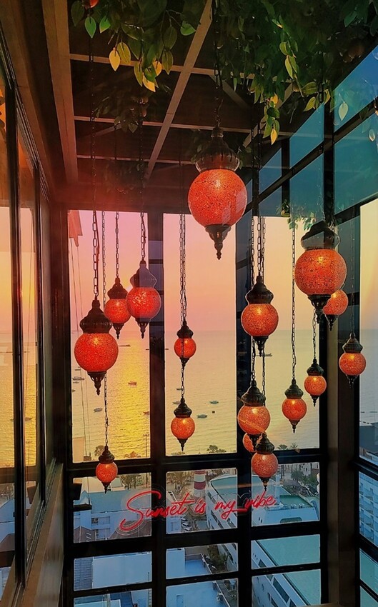 泰國芭達雅美食推薦|知名A-ONE Hotel集團品牌餐廳，超Chill！3家網美必訪餐廳，無敵海景、浪漫夕陽，美照與美味兼具的雙重享宴，做好筆記準備衝!　　