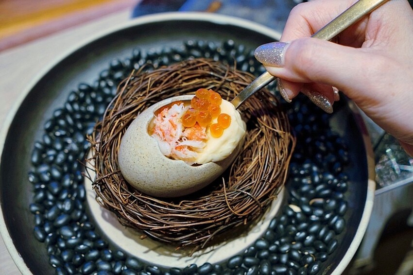 泰國芭達雅美食推薦|KINJI OMAKASE，職人手作日式無菜單料理，打造視覺味覺雙饗宴。還有獨家豪華遊艇出海享受奢華日料！！！