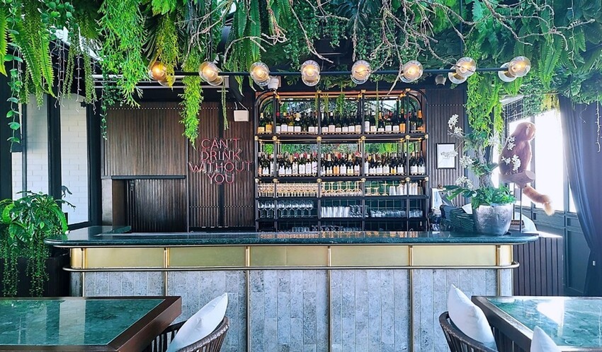 泰國芭達雅美食推薦|知名A-ONE Hotel集團品牌餐廳，超Chill！3家網美必訪餐廳，無敵海景、浪漫夕陽，美照與美味兼具的雙重享宴，做好筆記準備衝!　　