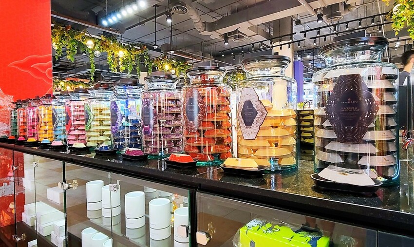 泰國芭達雅TERMINAL21 PATTAYA 航站購物中心，吃美食購好物、娛樂休閒一次搞定!