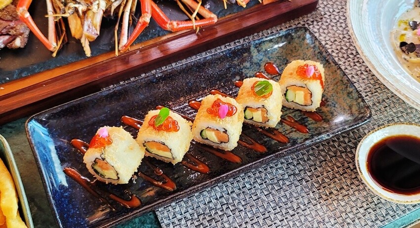 泰國芭達雅美食推薦|知名A-ONE Hotel集團品牌餐廳，超Chill！3家網美必訪餐廳，無敵海景、浪漫夕陽，美照與美味兼具的雙重享宴，做好筆記準備衝!　　