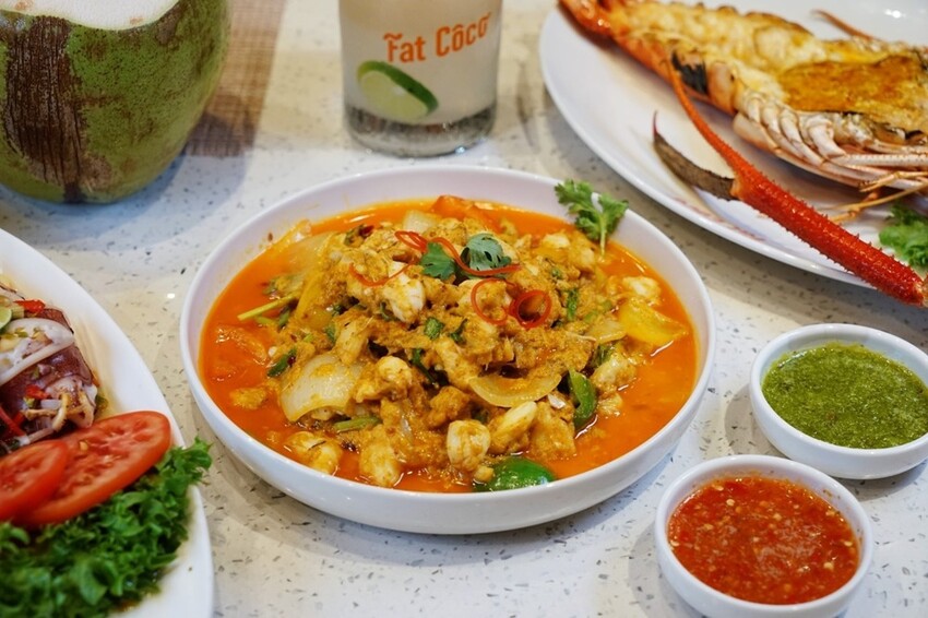 泰國芭達雅美食推薦|知名A-ONE Hotel集團品牌餐廳，超Chill！3家網美必訪餐廳，無敵海景、浪漫夕陽，美照與美味兼具的雙重享宴，做好筆記準備衝!　　