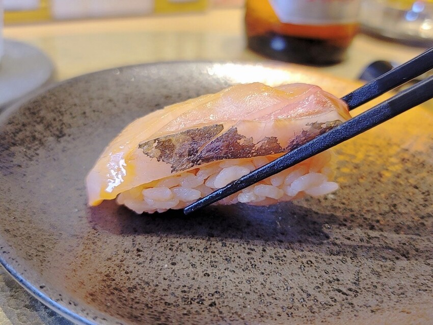 泰國芭達雅美食推薦|KINJI OMAKASE，職人手作日式無菜單料理，打造視覺味覺雙饗宴。還有獨家豪華遊艇出海享受奢華日料！！！