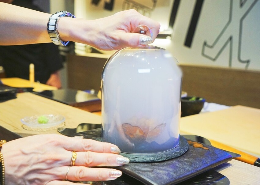 泰國芭達雅美食推薦|KINJI OMAKASE，職人手作日式無菜單料理，打造視覺味覺雙饗宴。還有獨家豪華遊艇出海享受奢華日料！！！