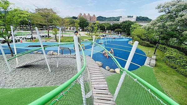 IMG_1034.jpg IMG_1034.jpg