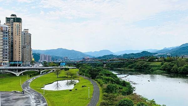 IMG_1055.jpg IMG_1055.jpg