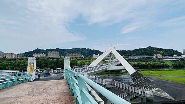 IMG_1059.jpg IMG_1059.jpg