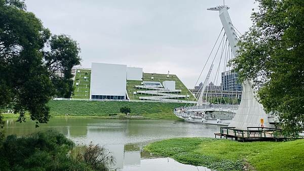 IMG_1573.jpg IMG_1573.jpg