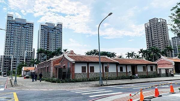 IMG_1127.jpg IMG_1127.jpg