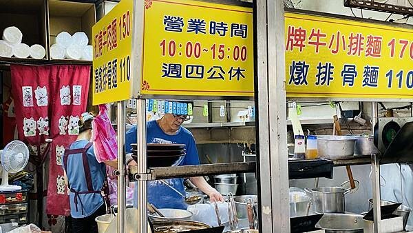 IMG_1243.jpg IMG_1243.jpg