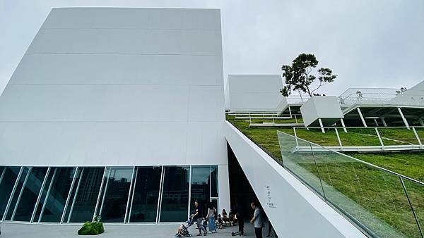 IMG_1437.jpg IMG_1437.jpg