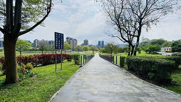 IMG_0996.jpg IMG_0996.jpg