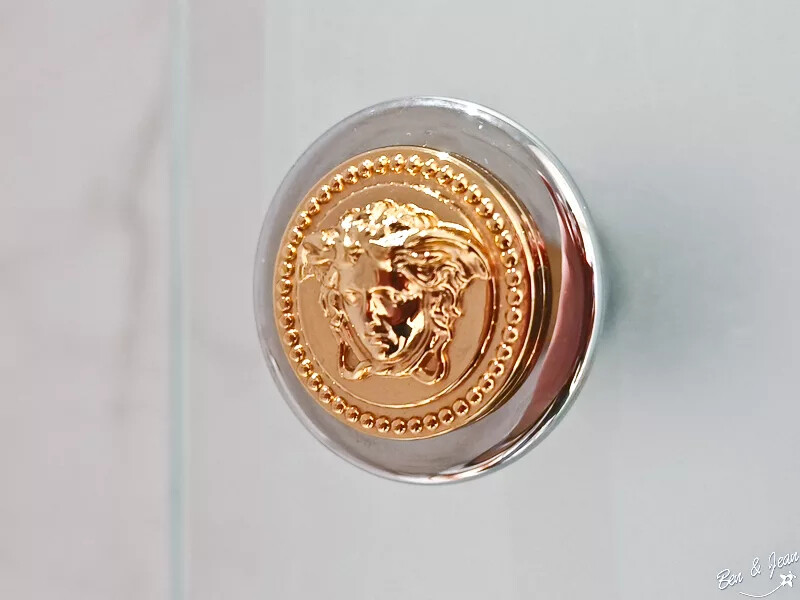 澳門澳門范思哲豪華酒店(Palazzo Versace Macau)》義大利殿堂級品牌，華麗格調、絢爛堂皇的設計品味，從裏到外