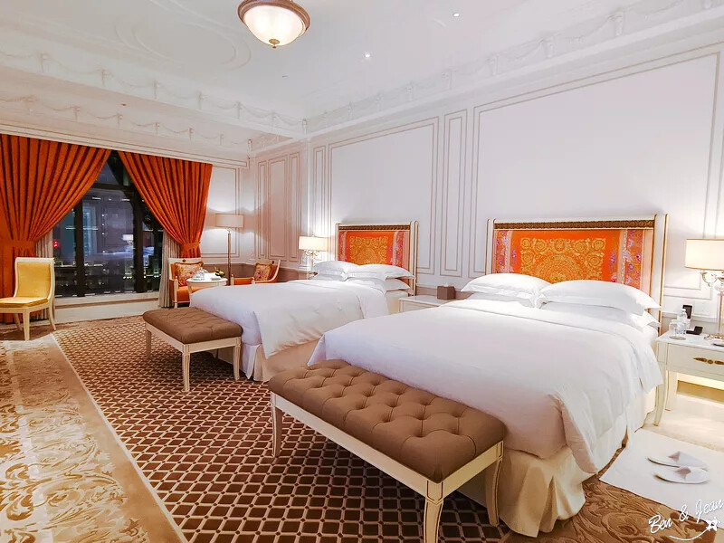 澳門澳門范思哲豪華酒店(Palazzo Versace Macau)》義大利殿堂級品牌，華麗格調、絢爛堂皇的設計品味，從裏到外