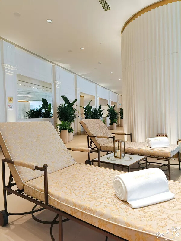 澳門澳門范思哲豪華酒店(Palazzo Versace Macau)》義大利殿堂級品牌，華麗格調、絢爛堂皇的設計品味，從裏到外