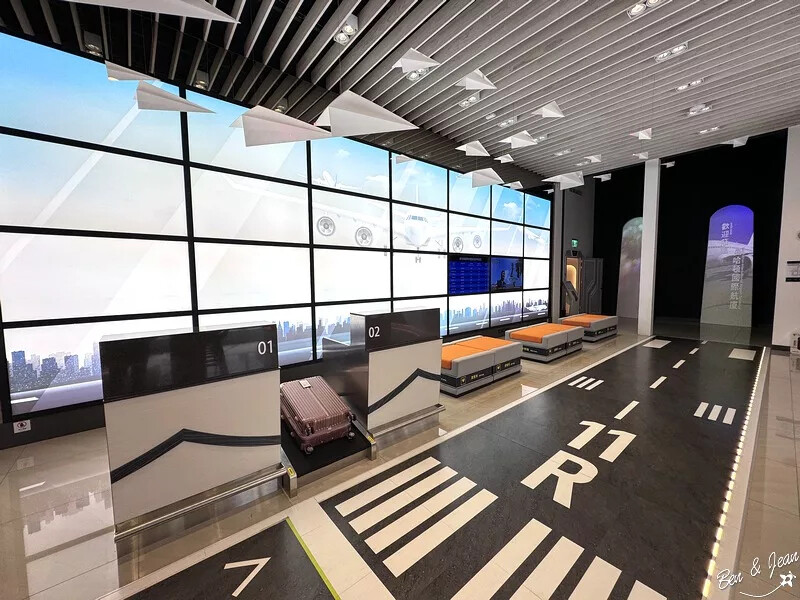 台中市西屯區台中中央公園遊客中心》最酷的遊客中心，以飛航為主題室內景點、免費參觀超有趣