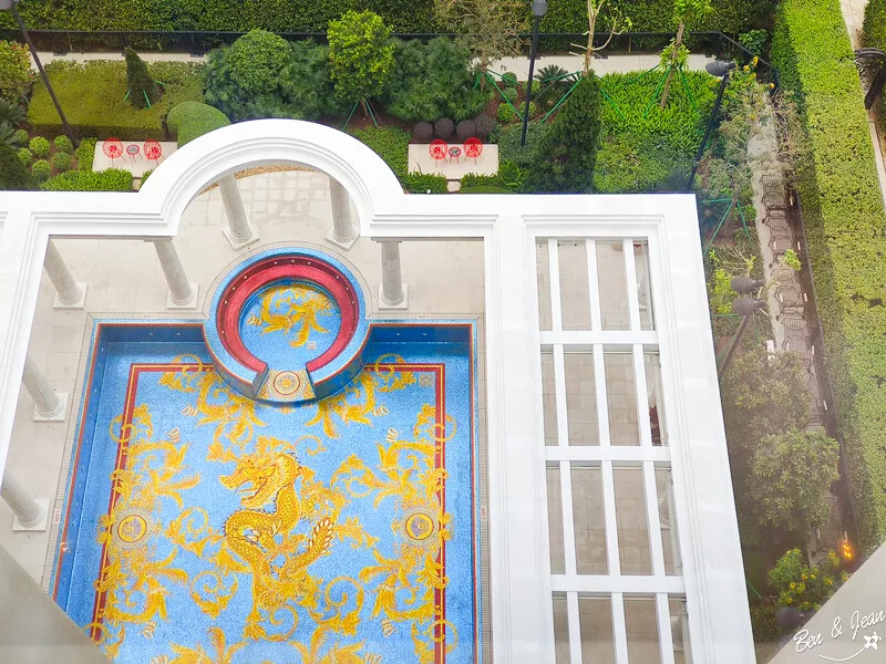 澳門澳門范思哲豪華酒店(Palazzo Versace Macau)》義大利殿堂級品牌，華麗格調、絢爛堂皇的設計品味，從裏到外