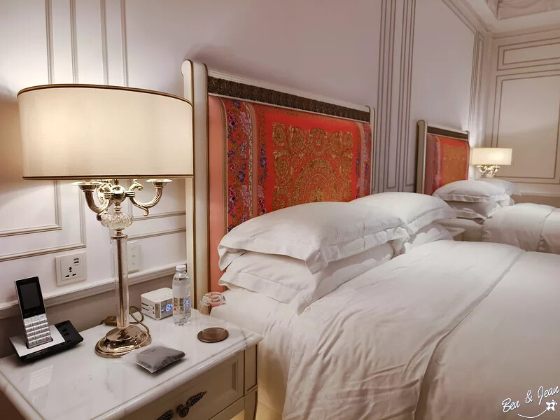 澳門澳門范思哲豪華酒店(Palazzo Versace Macau)》義大利殿堂級品牌，華麗格調、絢爛堂皇的設計品味，從裏到外