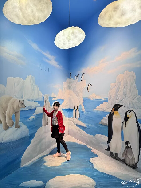 台中市西屯區台中中央公園遊客中心》最酷的遊客中心，以飛航為主題室內景點、免費參觀超有趣