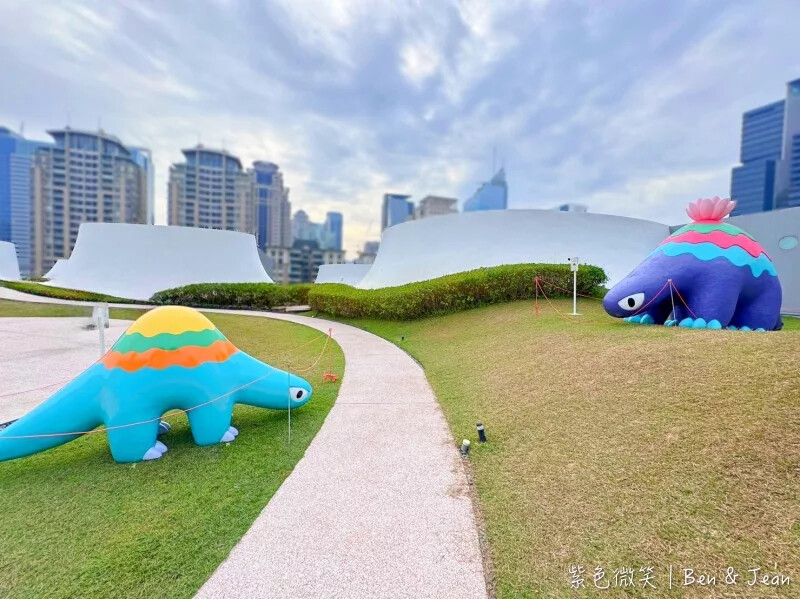 台中市西屯區台中中央公園遊客中心》最酷的遊客中心，以飛航為主題室內景點、免費參觀超有趣