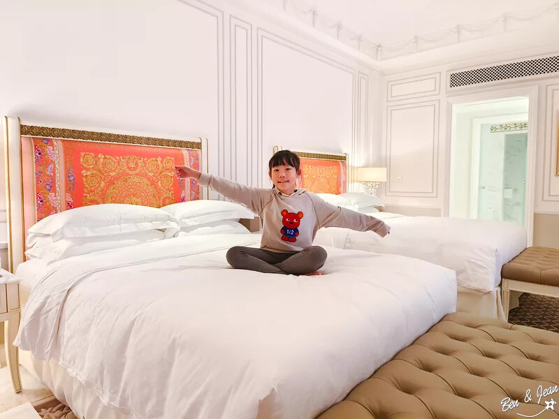 澳門澳門范思哲豪華酒店(Palazzo Versace Macau)》義大利殿堂級品牌，華麗格調、絢爛堂皇的設計品味，從裏到外