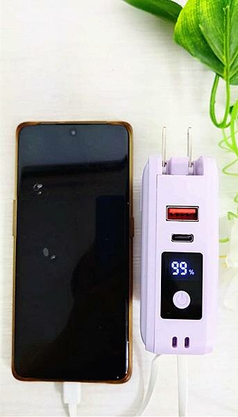 超大容量閃電快充行動電源推薦｜ONAIR萬國充磁吸自帶線(可拆式)支架行動電源｜ONAIR 多功能行動電源｜五合