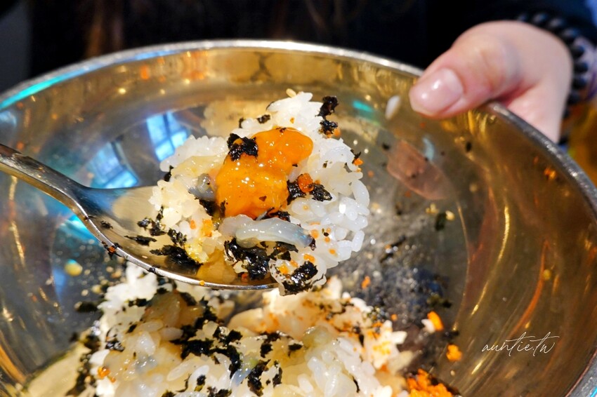 韓國【首爾】明洞｜烏達里家，醬蟹醃生蝦，明洞醬蟹推薦