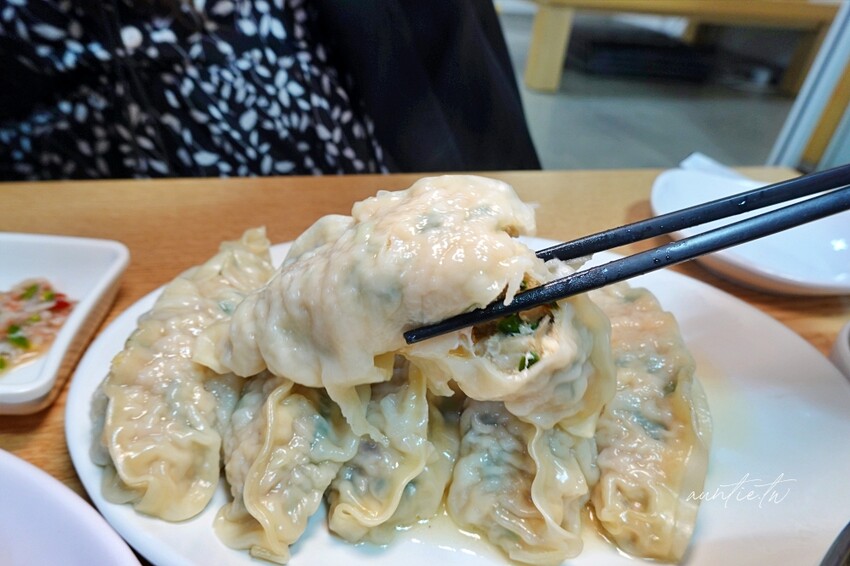 韓國【首爾】祭基洞站｜京東市場平壤冷麵，清爽冷麵，大顆飽滿夠味餃子