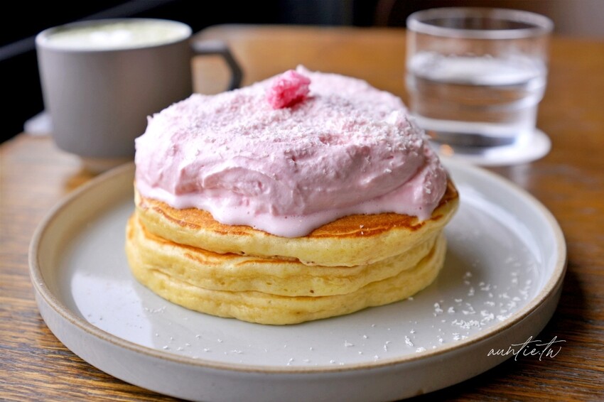 日本【京都美食】河原町|Kacto 鴨川旁美麗風景咖啡廳,櫻花季更是與大片櫻花林正面對決