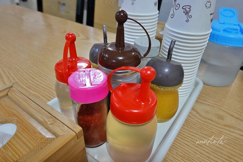 韓國【首爾】祭基洞站｜京東市場平壤冷麵，清爽冷麵，大顆飽滿夠味餃子