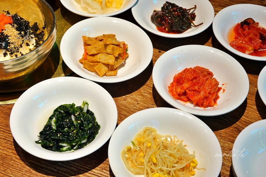 韓國【首爾】明洞｜烏達里家，醬蟹醃生蝦，明洞醬蟹推薦