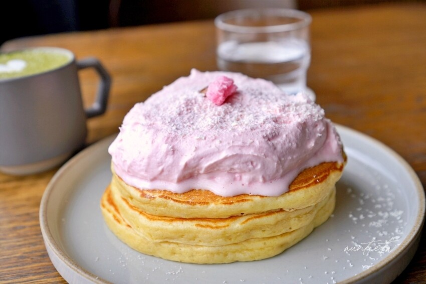 日本【京都美食】河原町|Kacto 鴨川旁美麗風景咖啡廳,櫻花季更是與大片櫻花林正面對決