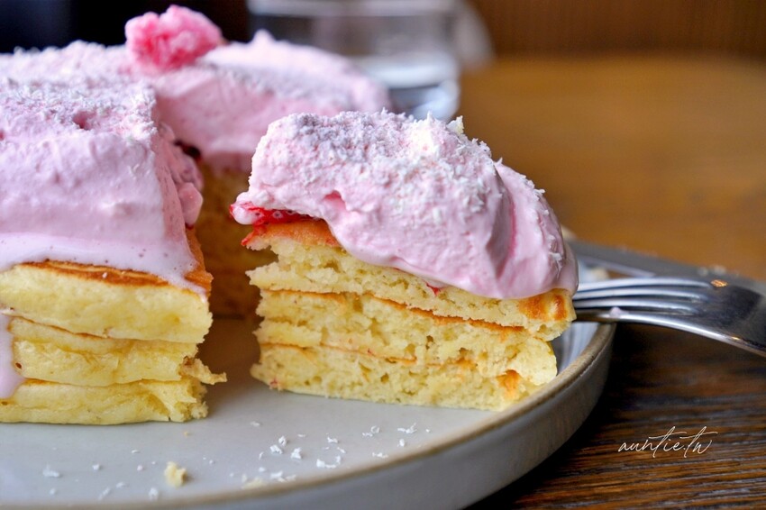 日本【京都美食】河原町|Kacto 鴨川旁美麗風景咖啡廳,櫻花季更是與大片櫻花林正面對決