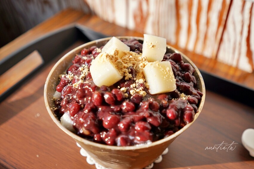 韓國【韓國】水原美食｜行宮刨冰 행궁빙수，濃郁韓式紅豆牛奶年糕冰，水原甜品推薦