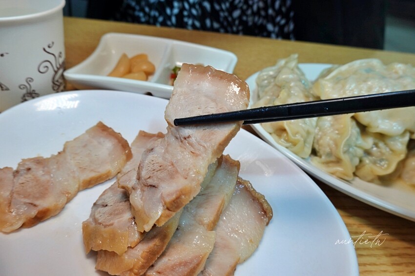 韓國【首爾】祭基洞站｜京東市場平壤冷麵，清爽冷麵，大顆飽滿夠味餃子