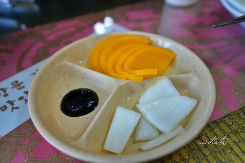 韓國【韓國】水原美食|雙龍閣 쌍용각 韓式炸醬麵、糖醋肉,在地人滿滿水原美食